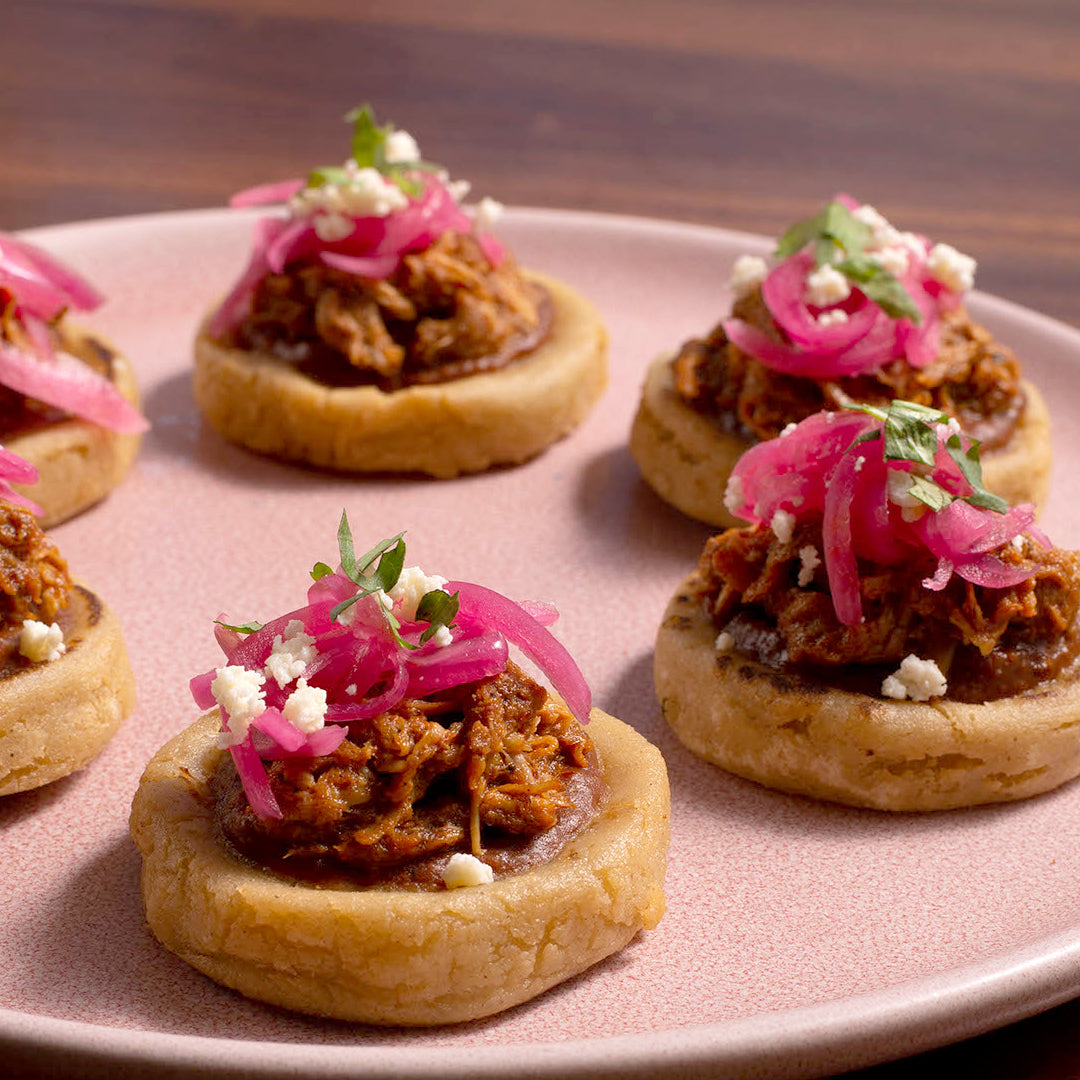 Sopes de Cochinita Pibil